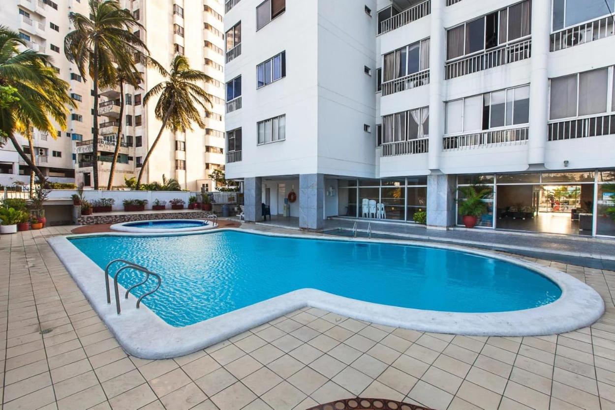 Cozy Apartment In El Laguito Cartagena Luaran gambar
